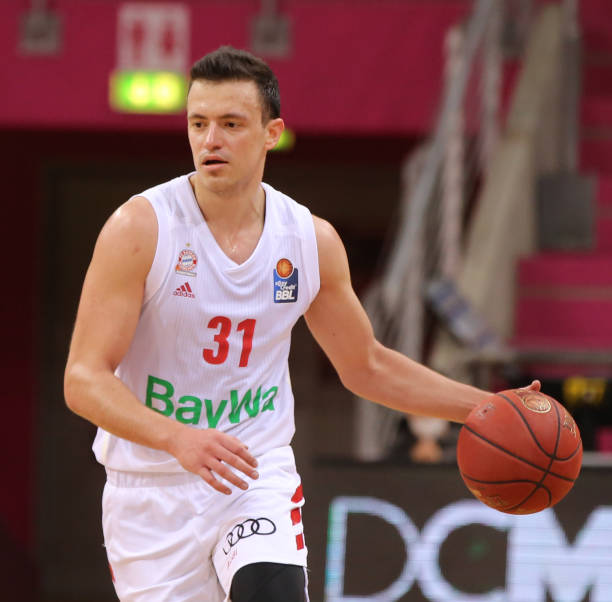 但东契奇依 但东契奇依