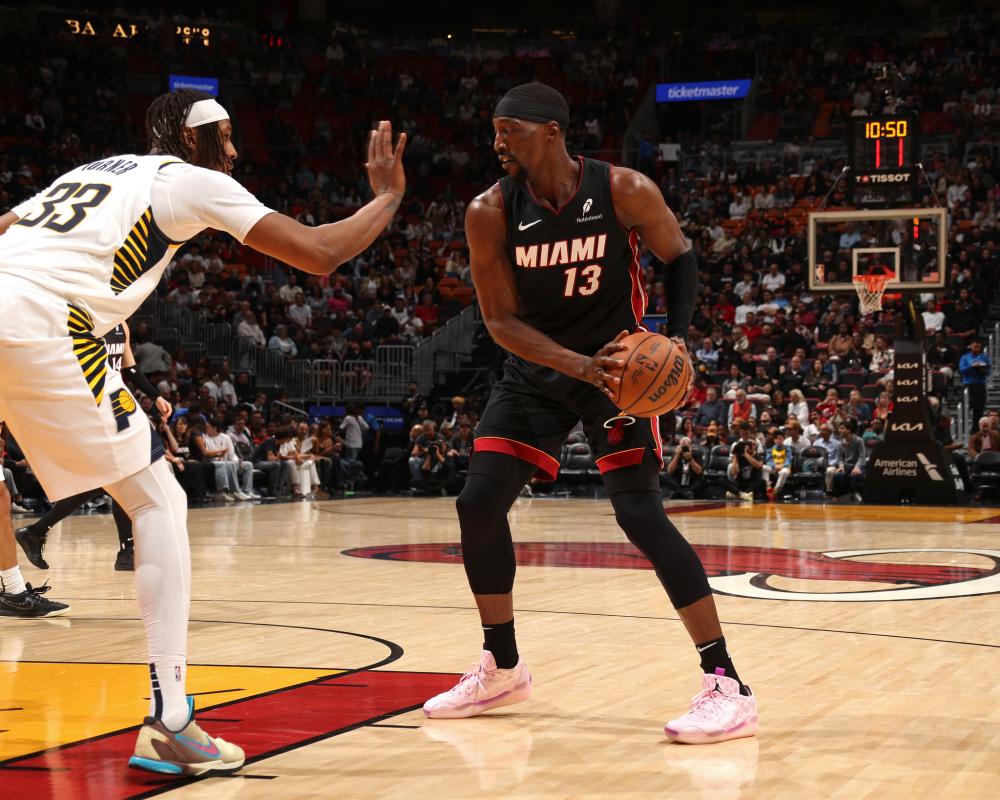 看人传球曾 看人传球曾