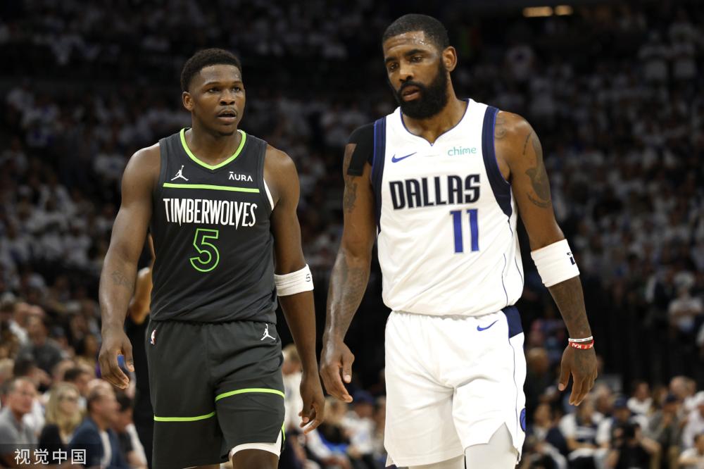 是对她自身 是对她自身