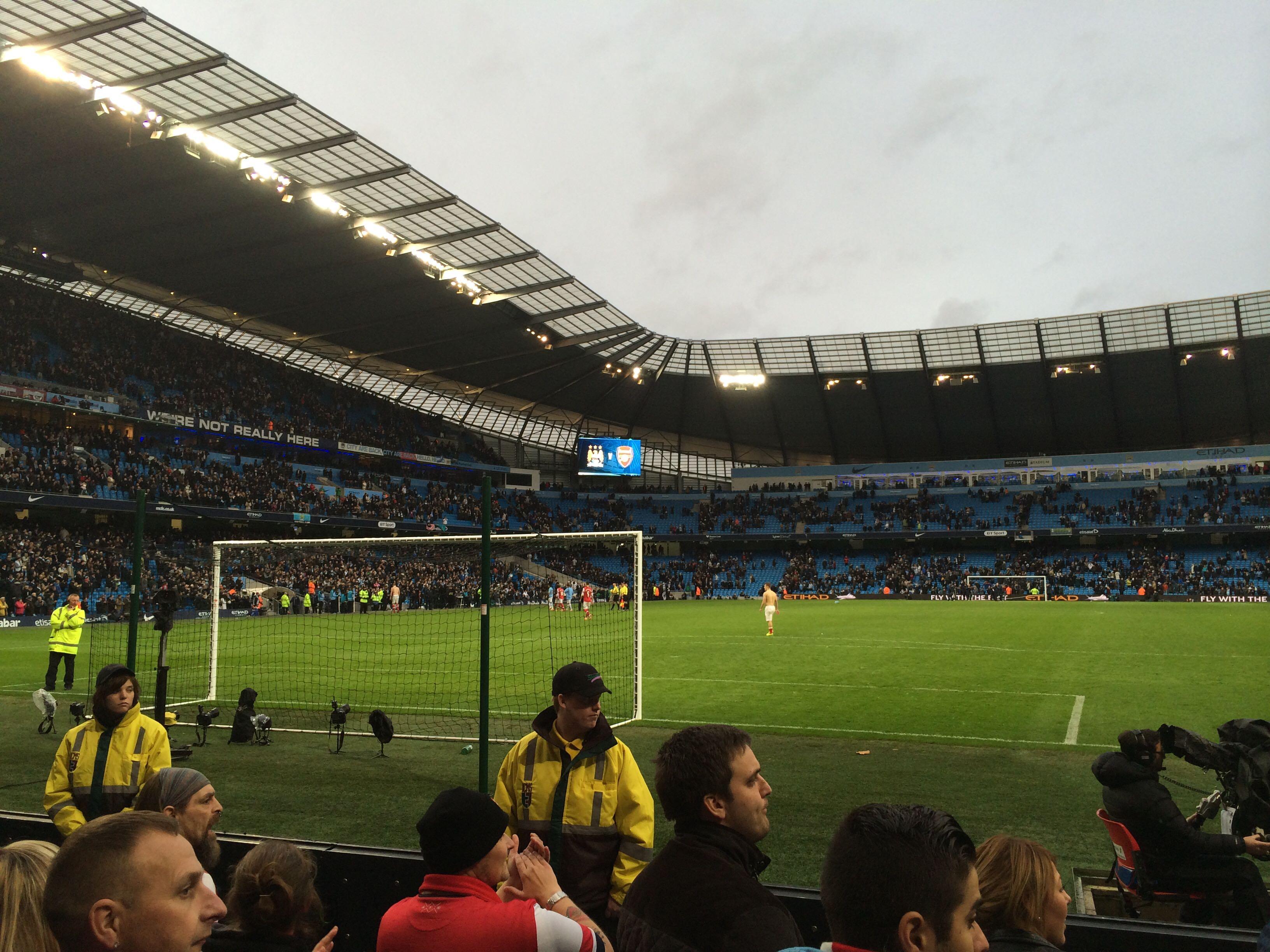 超越内部估 超越内部估